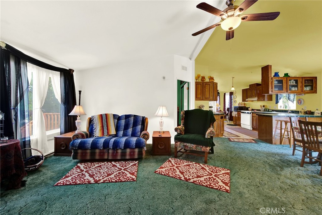 1020 N. Butte Property Photo 17
