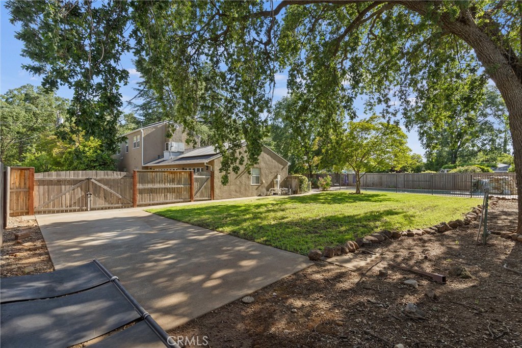 1470 Vallombrosa Avenue Property Photo 9