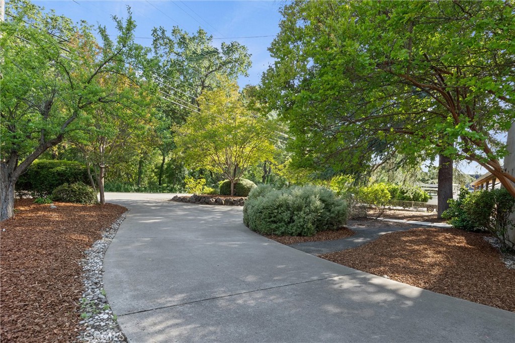 1470 Vallombrosa Avenue Property Photo 19