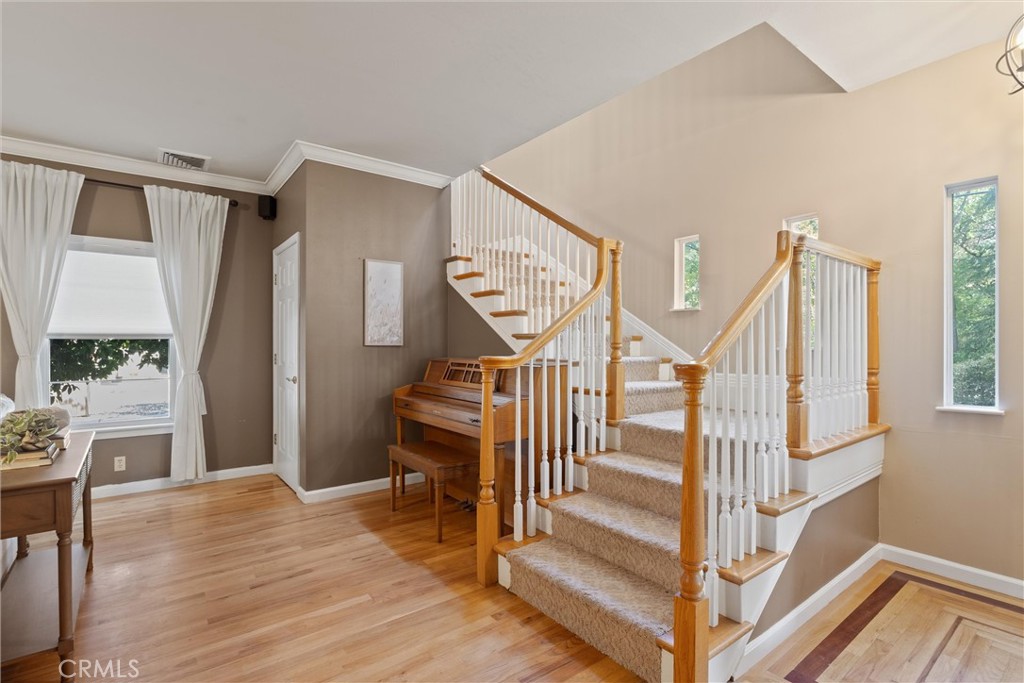 1470 Vallombrosa Avenue Property Photo 23