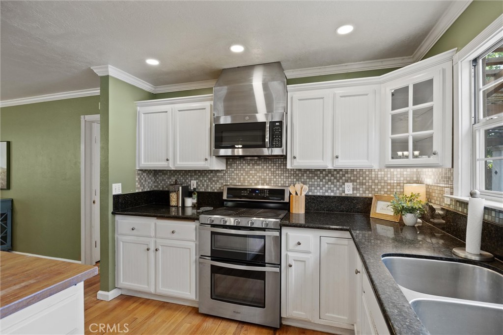 1470 Vallombrosa Avenue Property Photo 32
