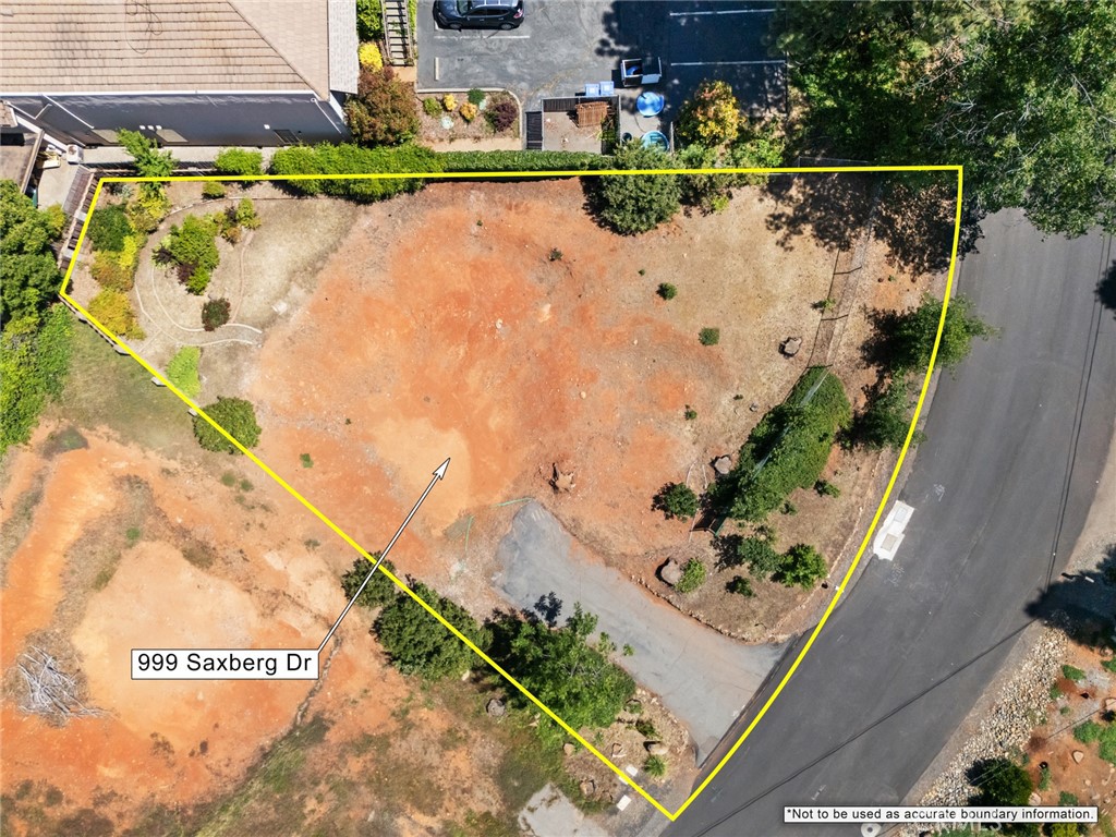 999 Saxberg Property Photo 1