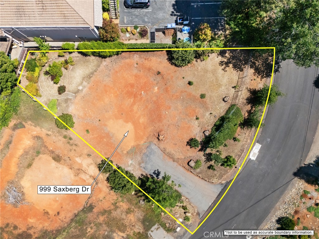 999 Saxberg Property Photo 1