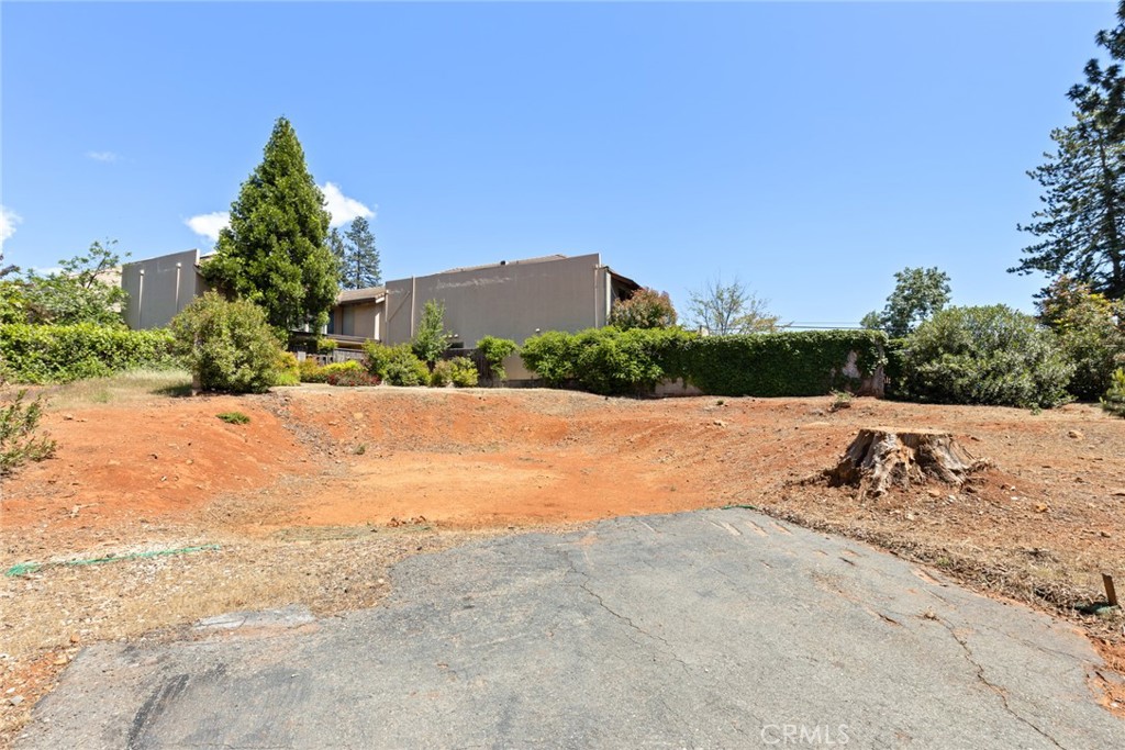 999 Saxberg Property Photo 6