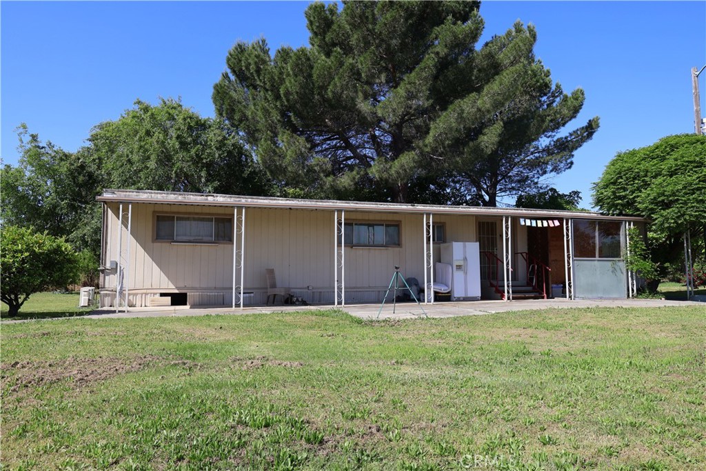 22189 Samson Ave. Property Photo 1