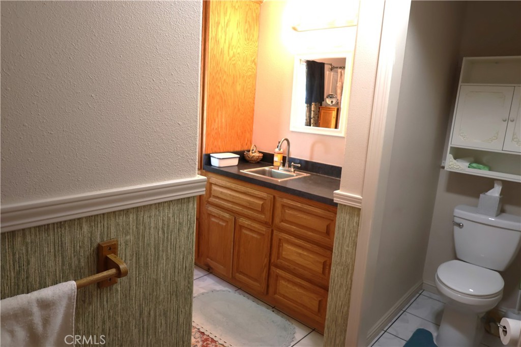 22189 Samson Ave. Property Photo 24