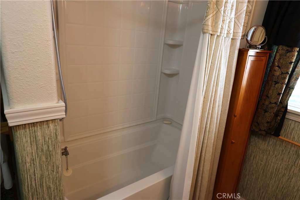 22189 Samson Ave. Property Photo 26