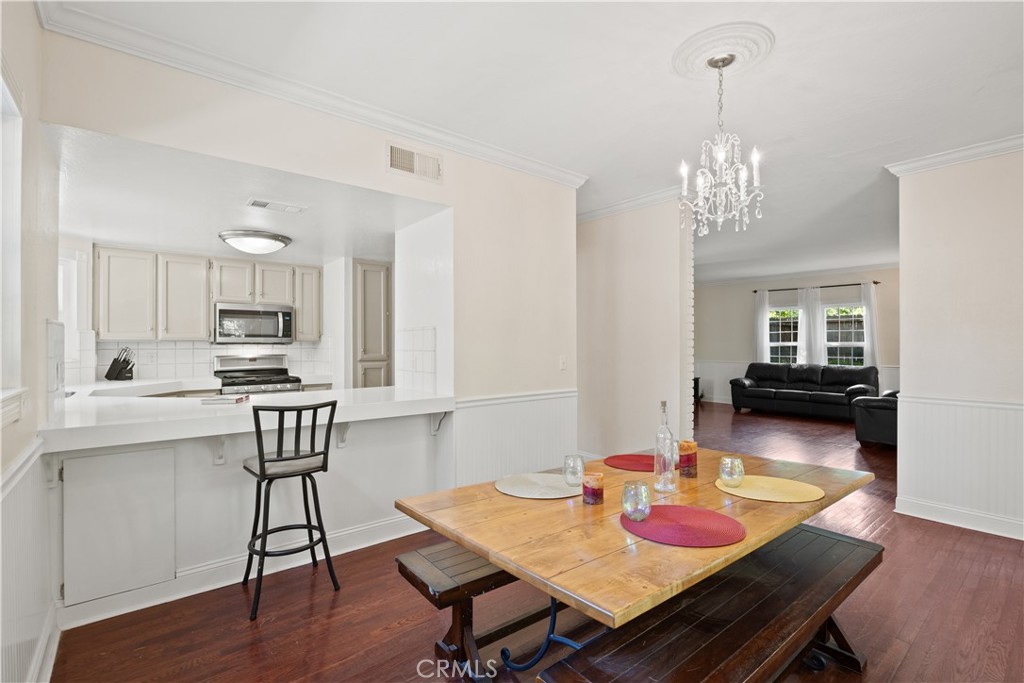 821 Victorian Park Property Photo 20