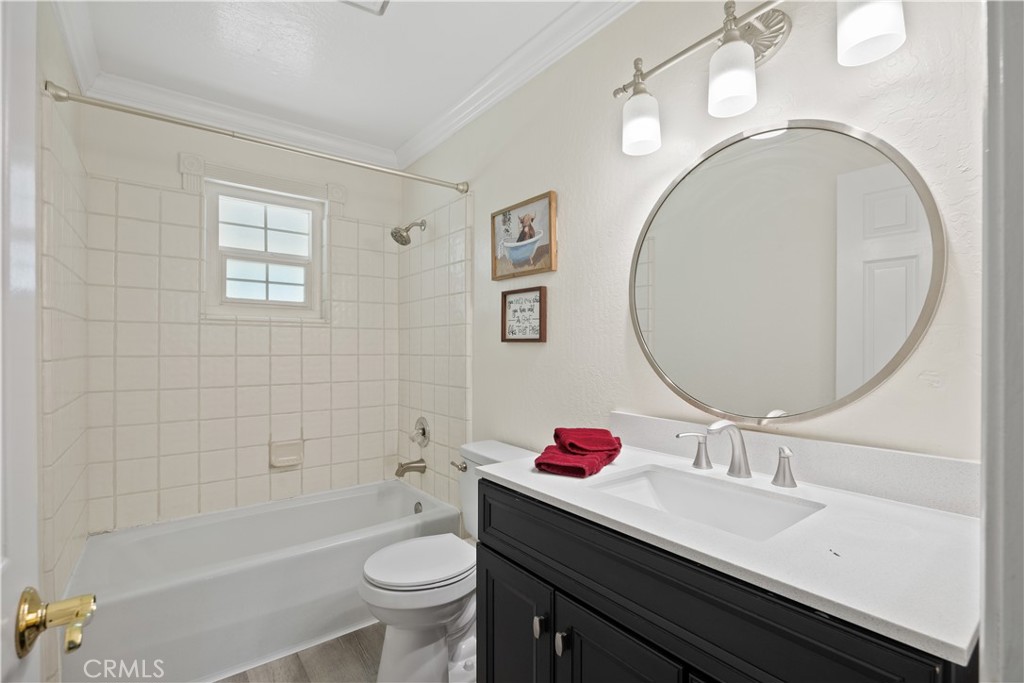 821 Victorian Park Property Photo 42