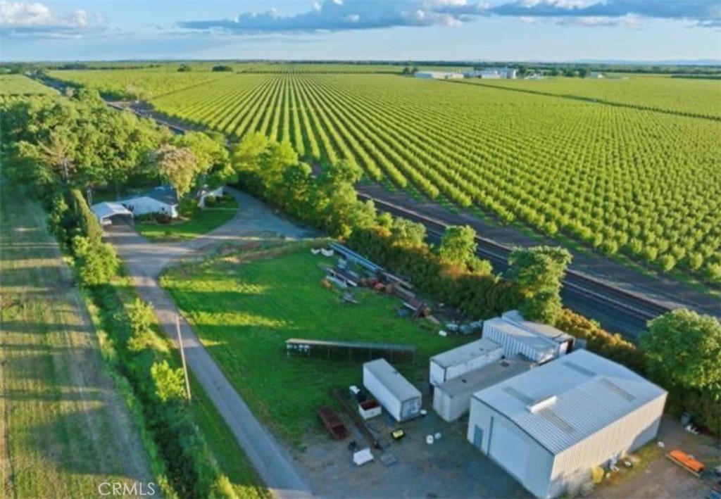 6038 Anita Property Photo 3