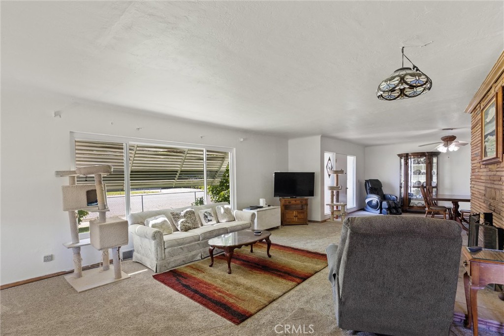 159 S Shasta Property Photo 10