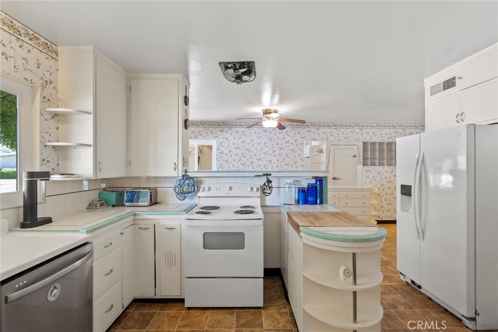 159 S Shasta Property Photo 16
