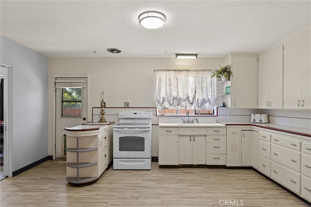 159 S Shasta Property Photo 43