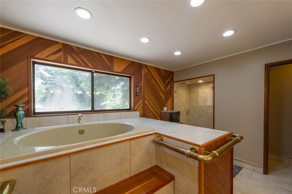 45 Kirk Property Photo 30