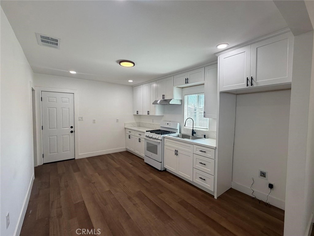112 Woodrow Property Photo 19