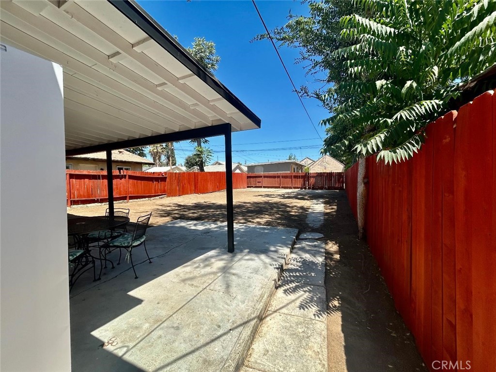 112 Woodrow Property Photo 49