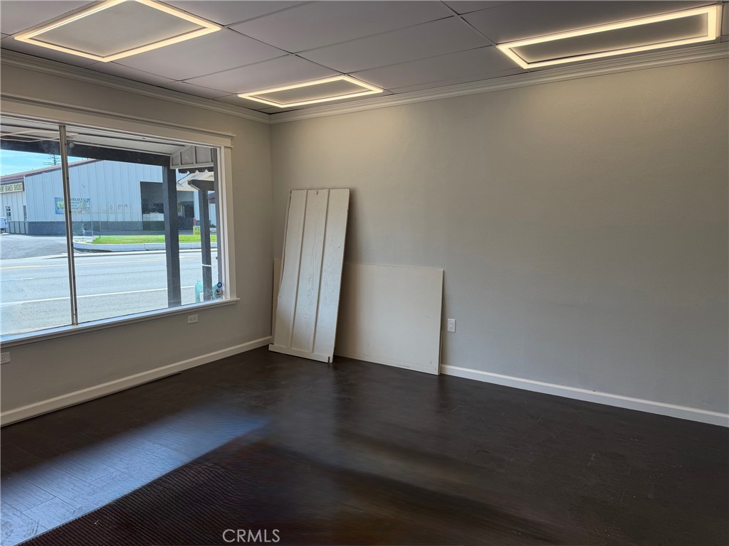 6331 Skyway Property Photo 12