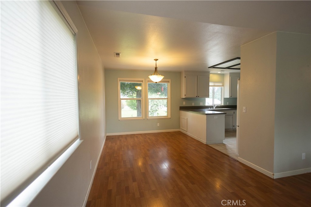 6042 Grange Property Photo 5