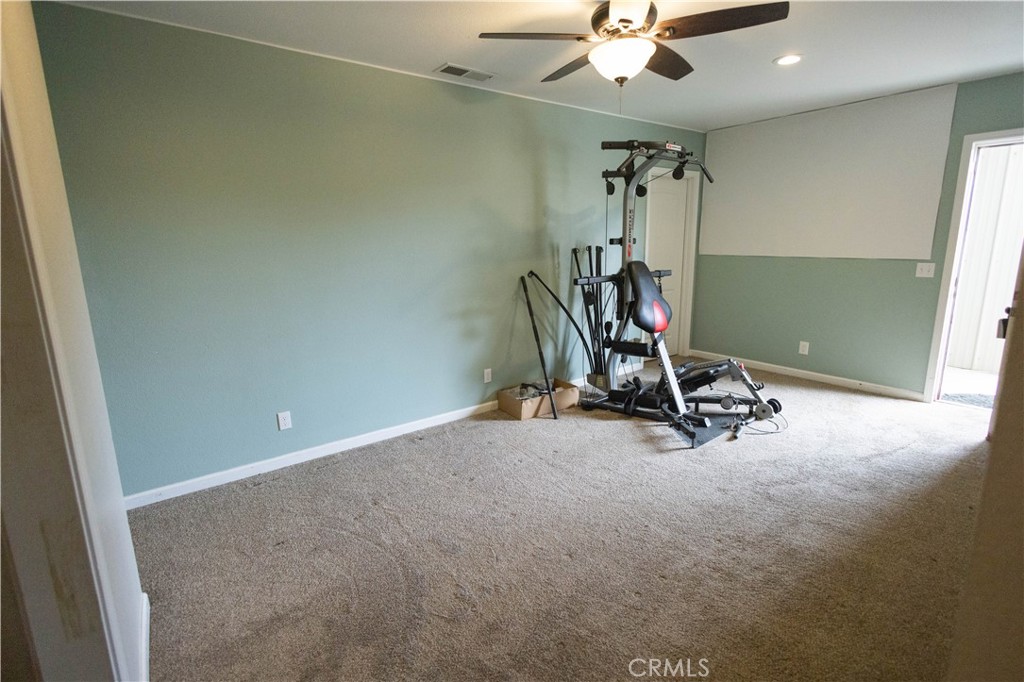 6042 Grange Property Photo 15