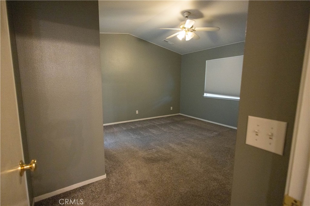6042 Grange Property Photo 23