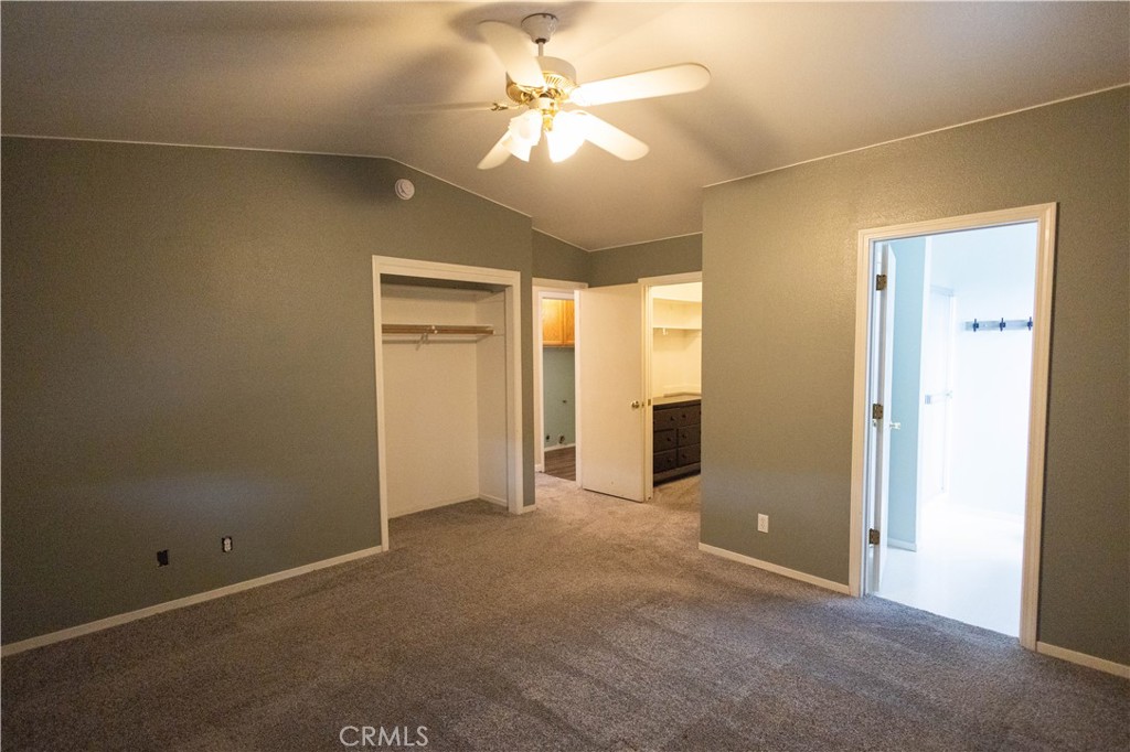 6042 Grange Property Photo 24