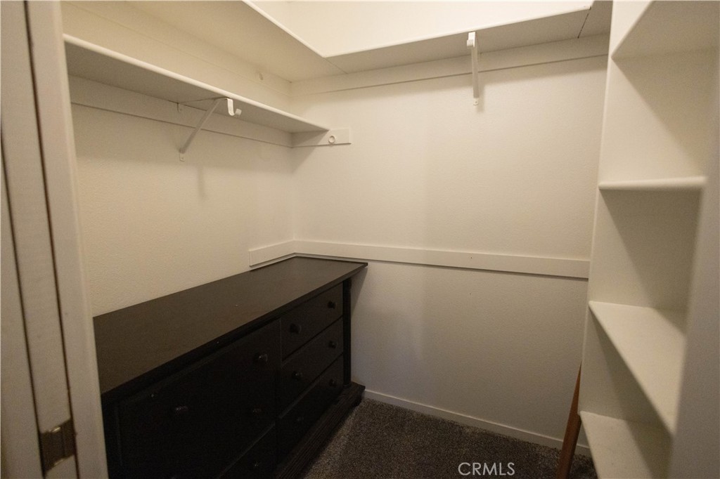 6042 Grange Property Photo 26