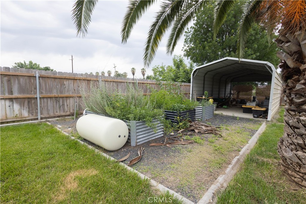 6042 Grange Property Photo 33