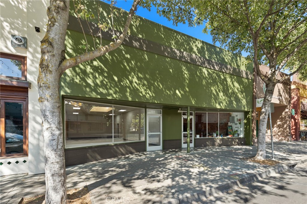 122 Broadway Street Property Photo 1