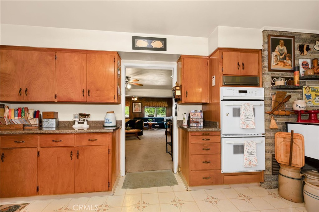 7012 State Highway 32 Property Photo 16