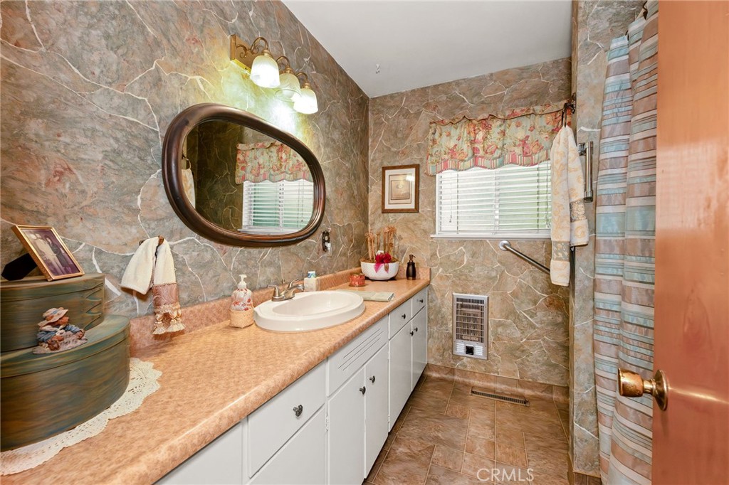 7012 State Highway 32 Property Photo 25