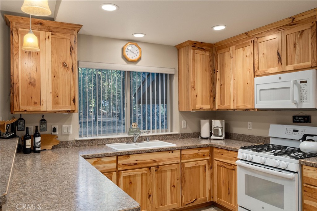 7528 Humboldt Road Property Photo 15