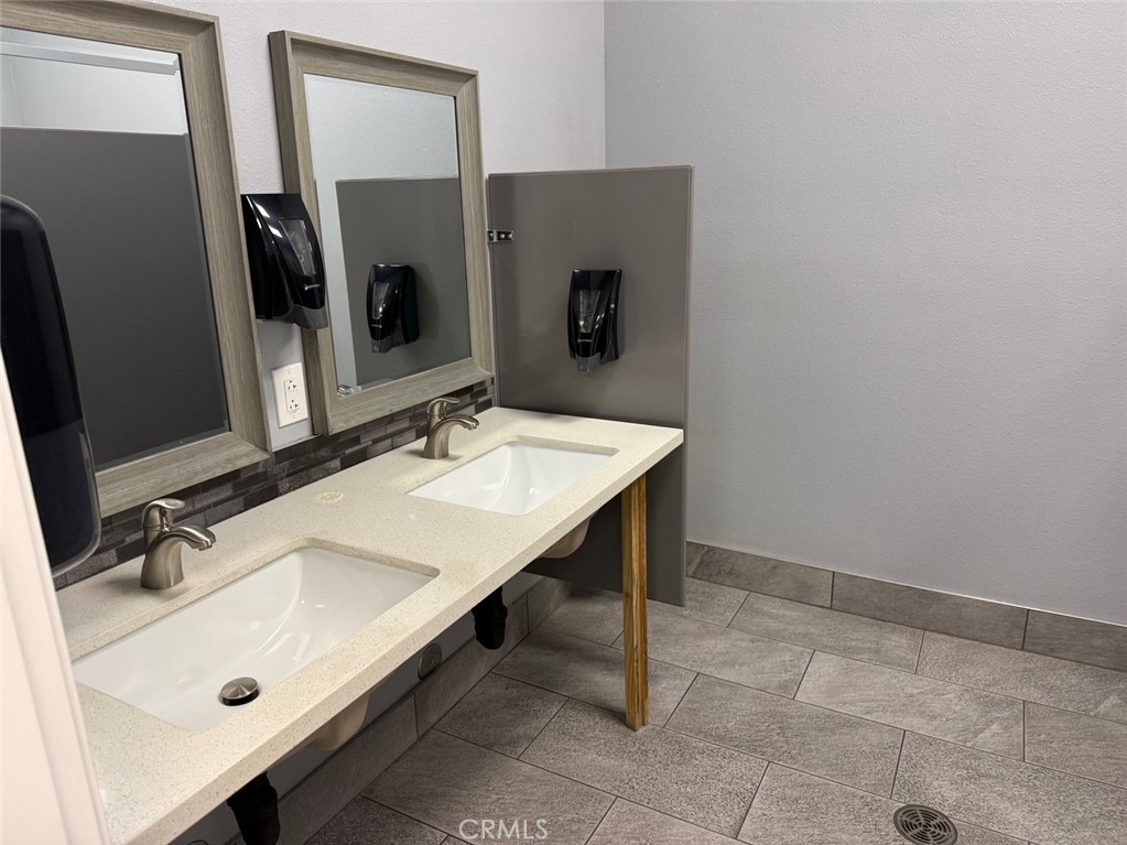 2075 Baldwin Avenue 6 Property Photo 10