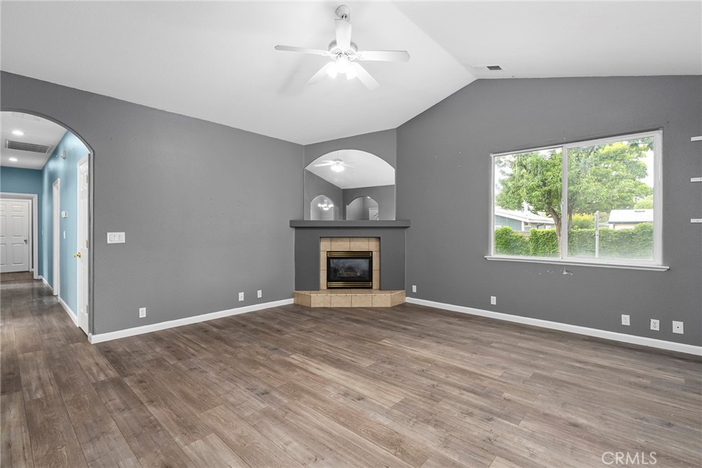 2061 Rochester Property Photo 6