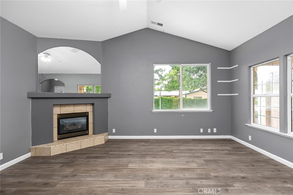 2061 Rochester Property Photo 7