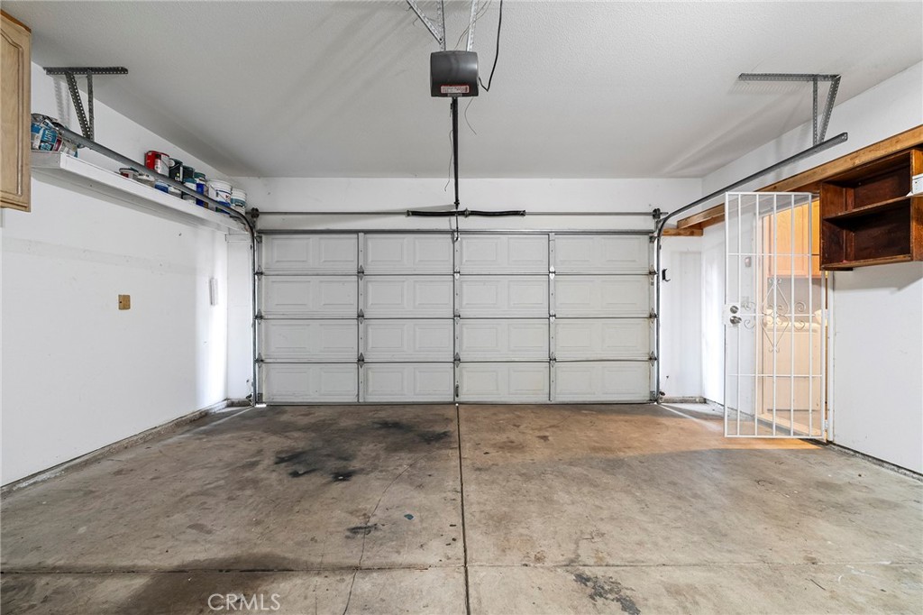 2061 Rochester Property Photo 27