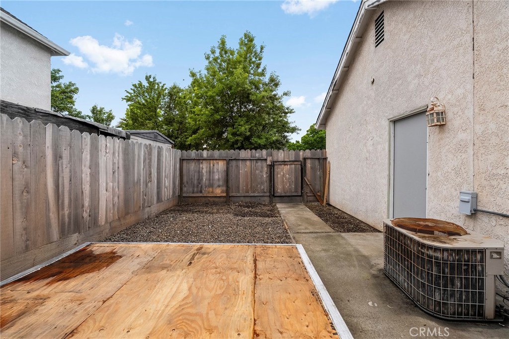 2061 Rochester Property Photo 30