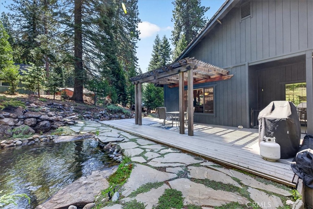 915 Golf Club Property Photo 3