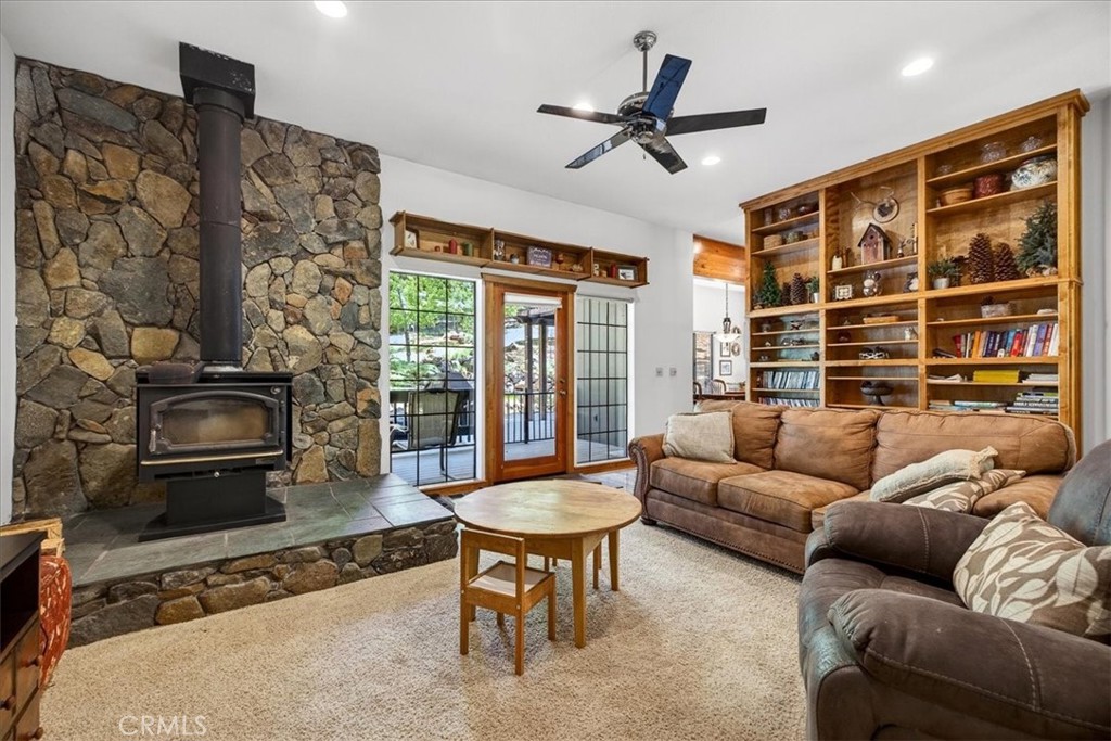 915 Golf Club Property Photo 15