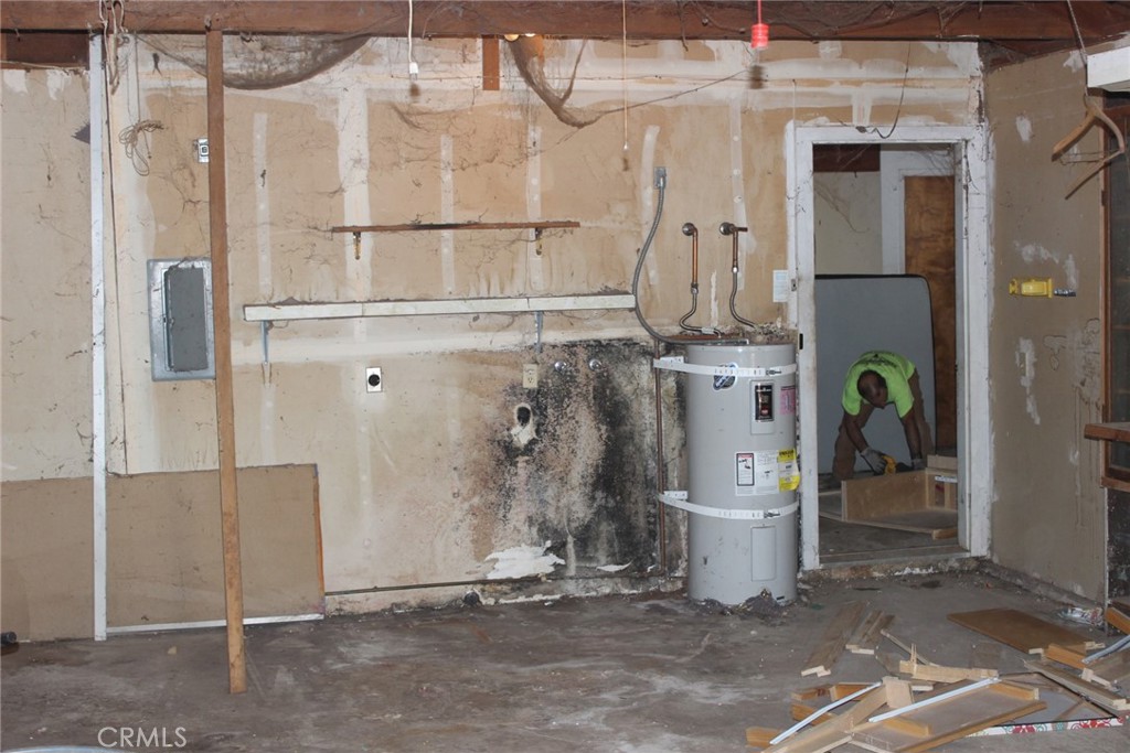 14468 Drew Court Property Photo 2