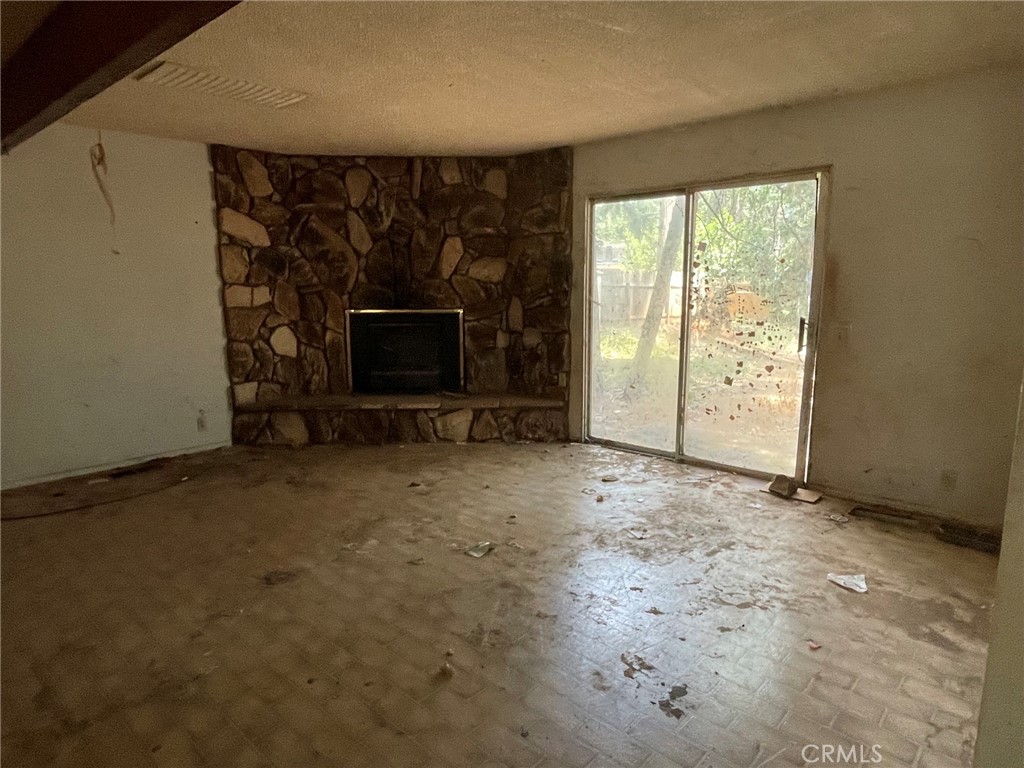 14468 Drew Court Property Photo 6