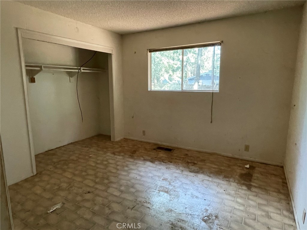 14468 Drew Court Property Photo 10