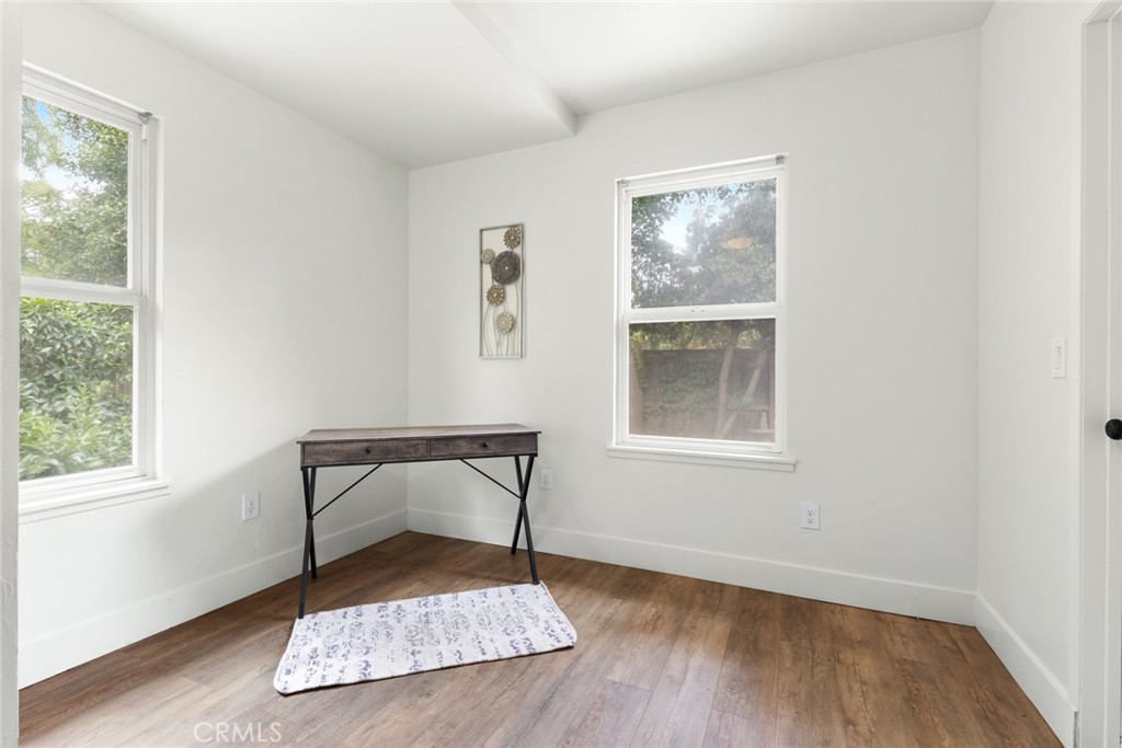 487 E 3rd Avenue A & B Property Photo 15