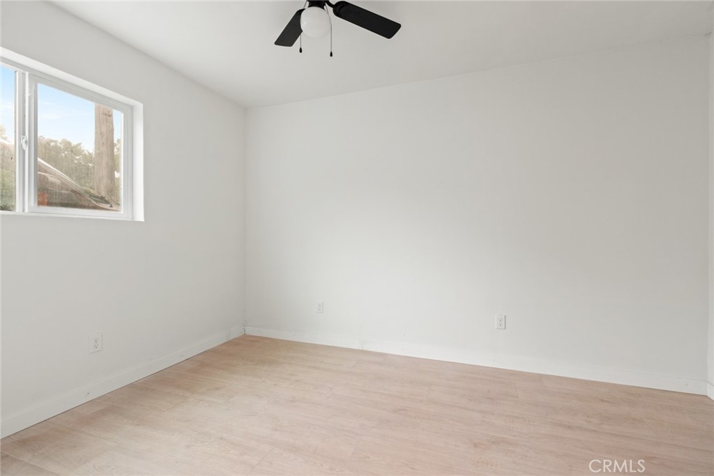 487 E 3rd Avenue A & B Property Photo 21