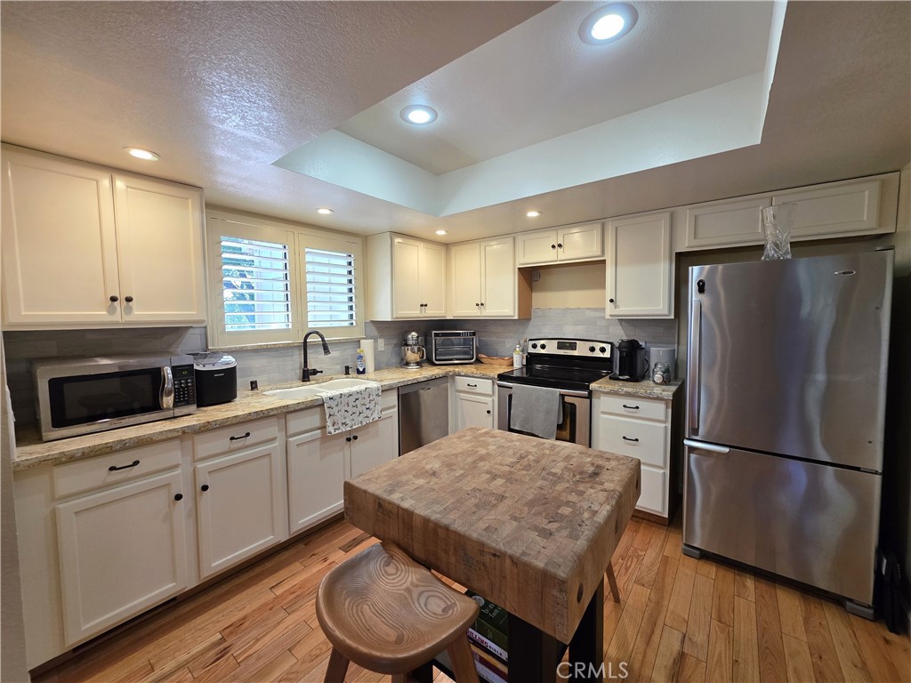11 Alameda Park Property Photo 7