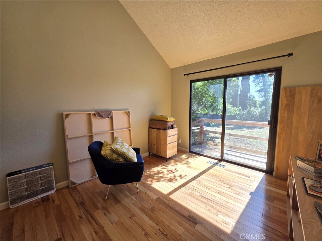 11 Alameda Park Property Photo 14