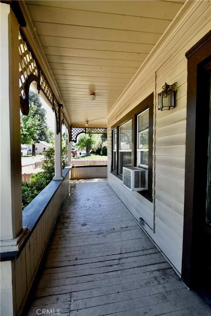 602 Lane St Property Photo 8
