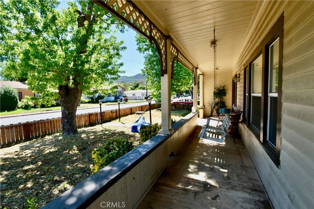602 Lane St Property Photo 9