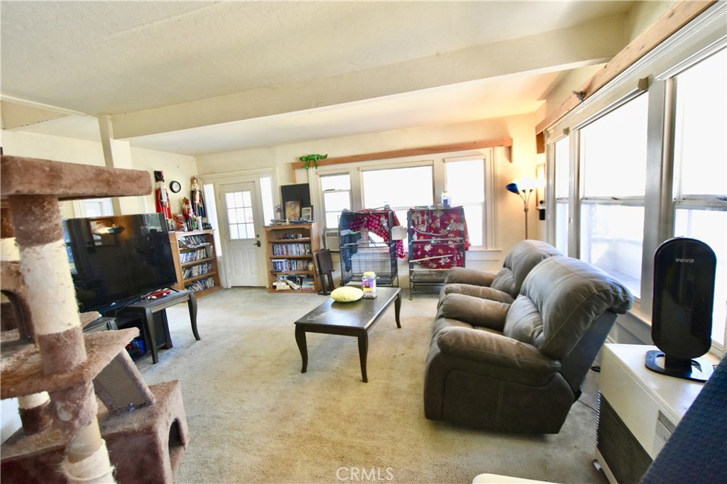 602 Lane St Property Photo 13