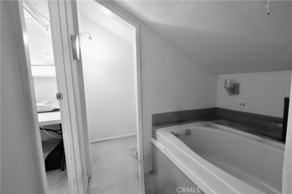 602 Lane St Property Photo 34