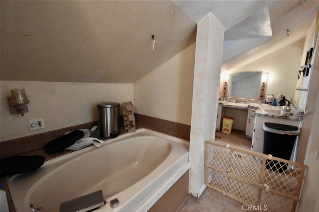 602 Lane St Property Photo 35